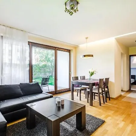 Urbannestgroup Szafarnia 8 Apartment Gdansk
